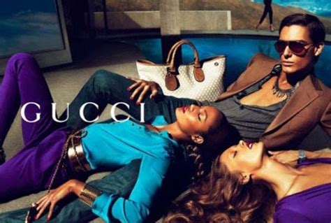 gucci materiali atipici lino canapa|Gucci, ieri e oggi. Un brand in continua evoluzione. .